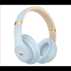 Beats by Dr. Dre Beats Studio 3 Wireless in Sky Blue